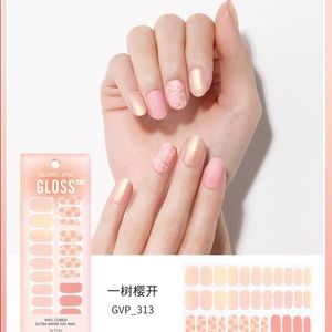 Dashing diva press on strips